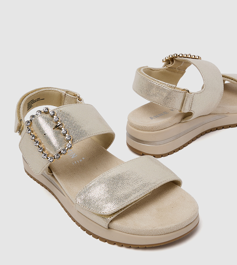 EVANTI-C Embellished Wedges