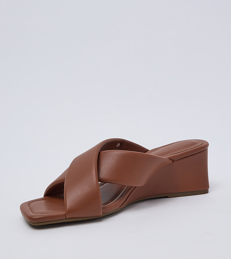 WAIOLA Criss-Cross Strap Wedges