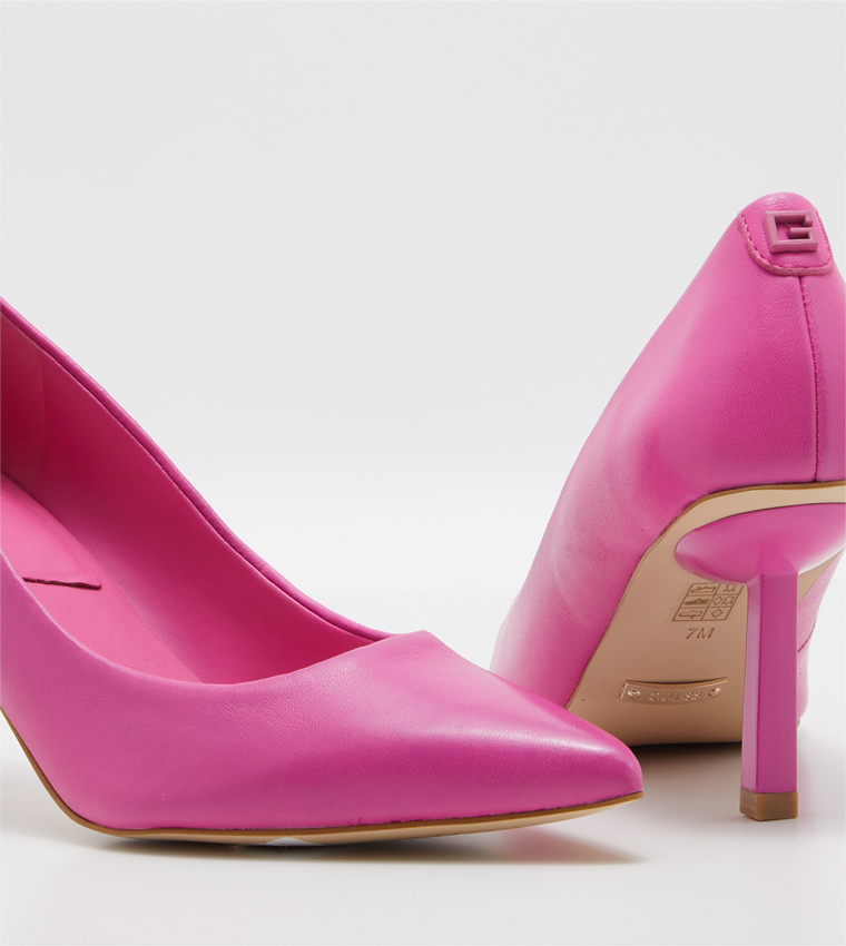 D-BOMAY Pointed Toe Pumps 