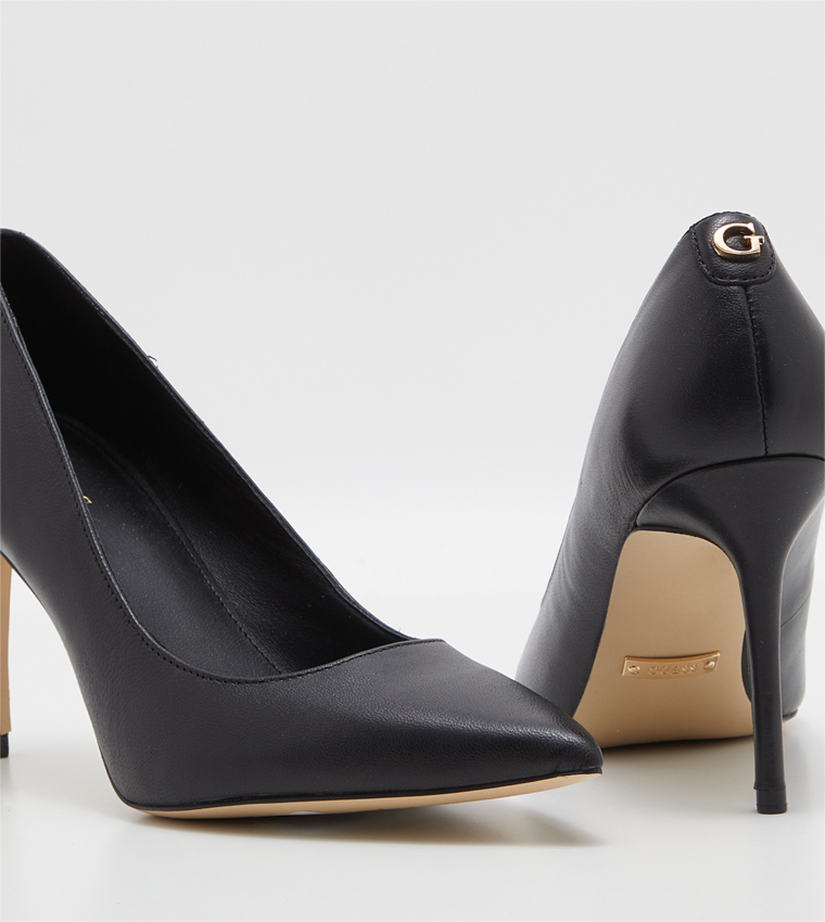 D RICA ZIGY Pointed Toe Pumps