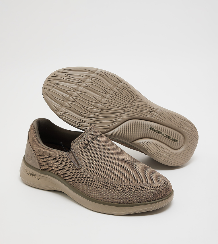 ARCH FIT DARLO Slip-On Shoes