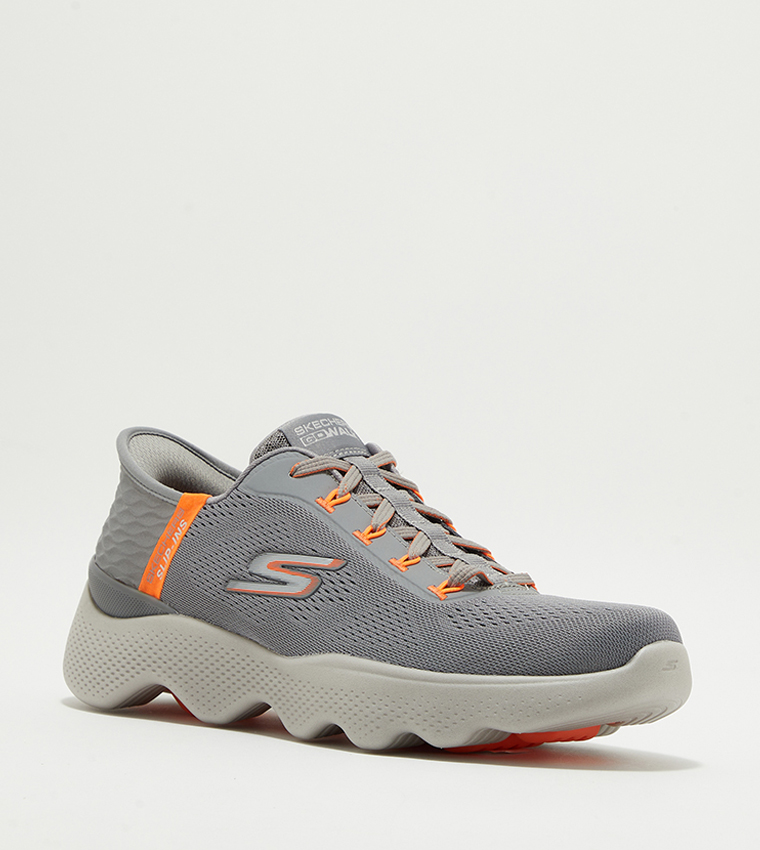 GO WALK MASSAGE FIT Shoes