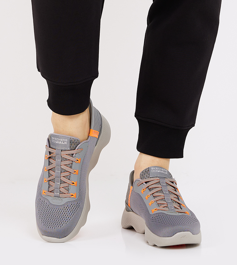 GO WALK MASSAGE FIT Shoes