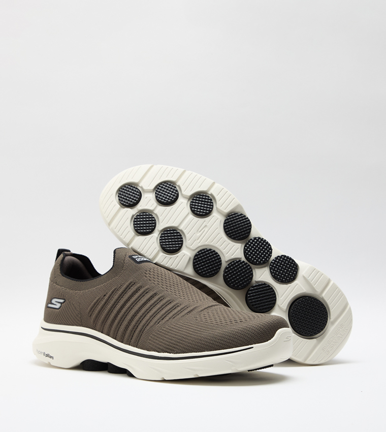 GO WALK 7 - DILIGENT Shoes