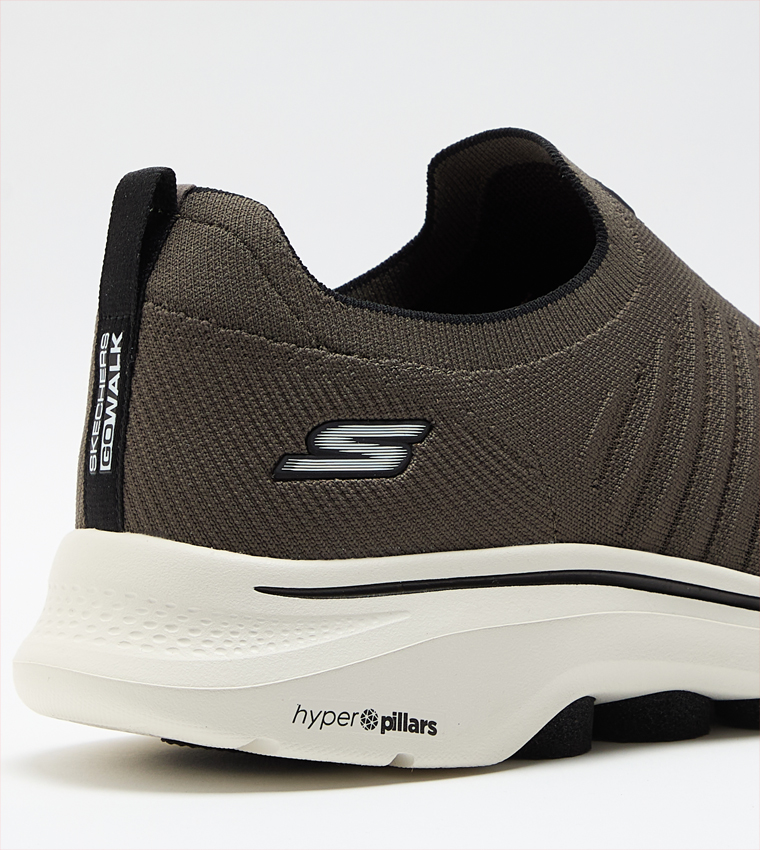 GO WALK 7 - DILIGENT Shoes