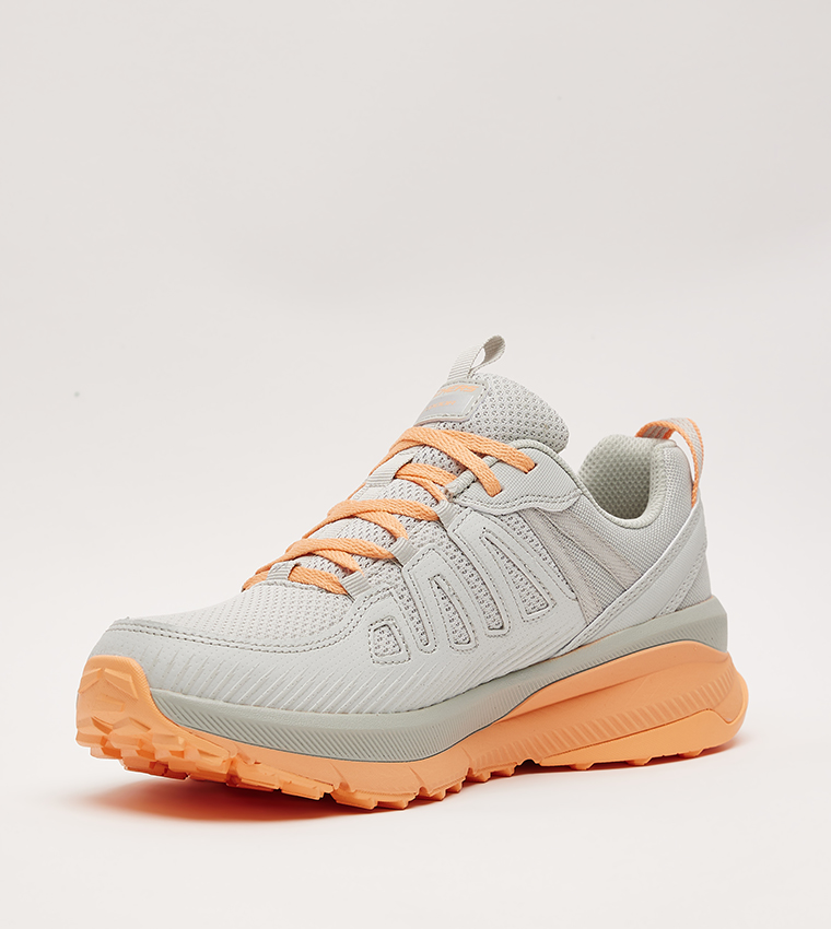 Switch Back - Cascades Running Shoes