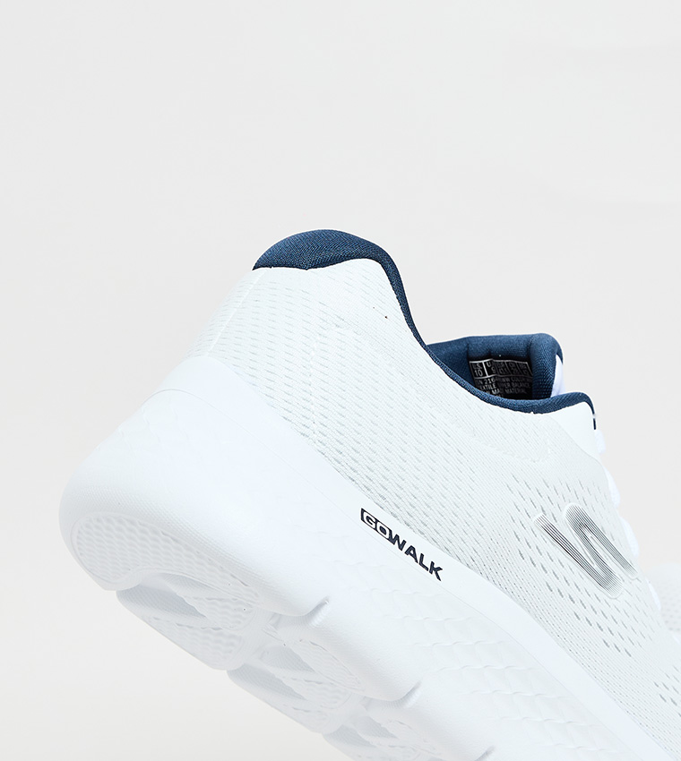 حذاء جو ووك فليكس برباط