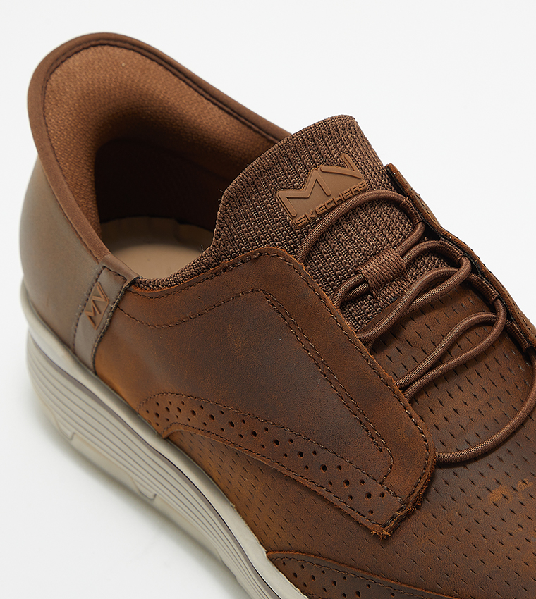 NASON Logo Detail Slip-On Shoes