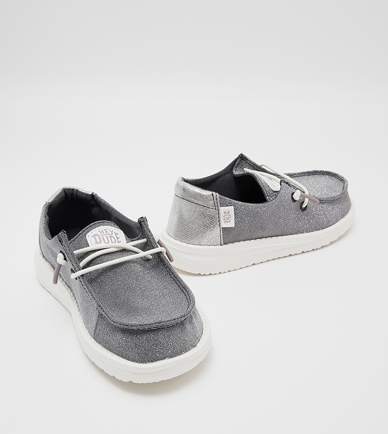 WENDY Metallic Slip-On Casual Shoes