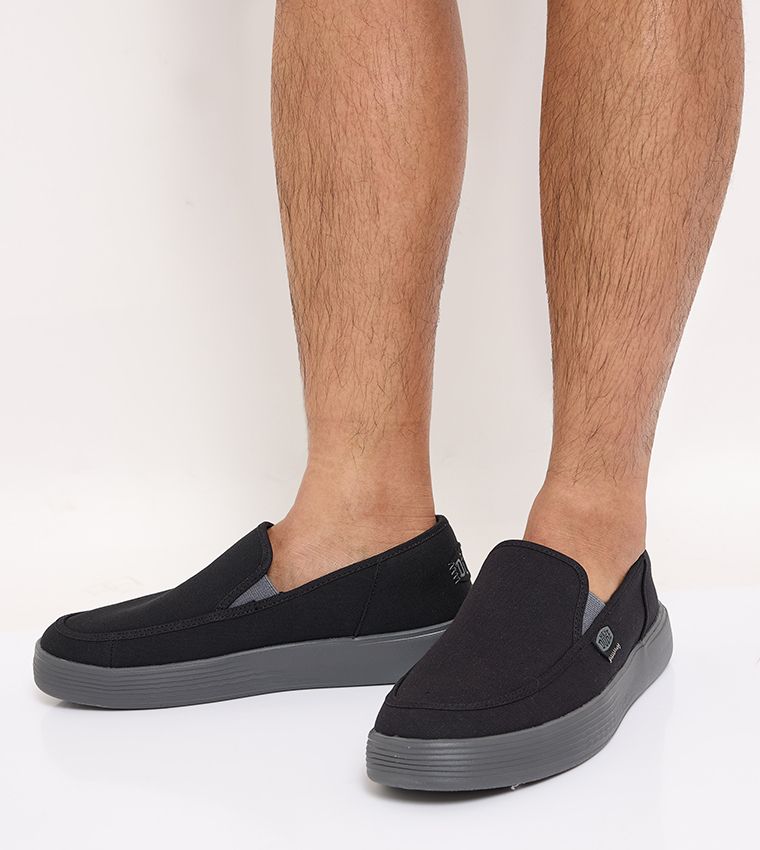SUNAPEE Canvas Slip-On Shoes