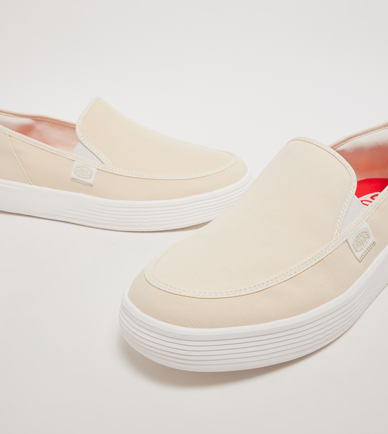 SUNAPEE Canvas Slip-On Shoes