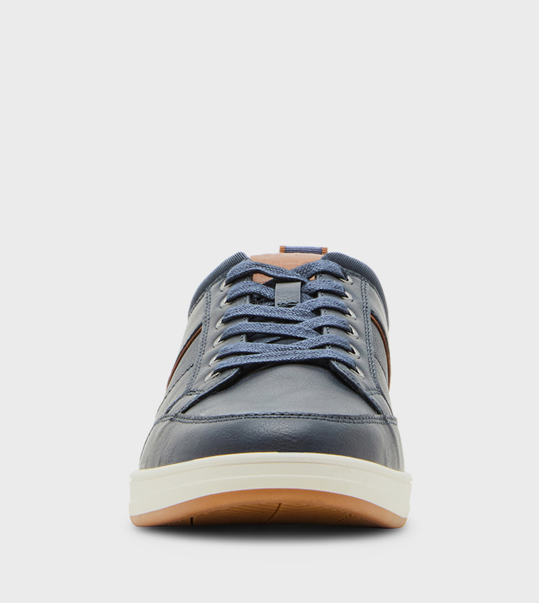 MBLYNKK Lace-Up Sneakers
