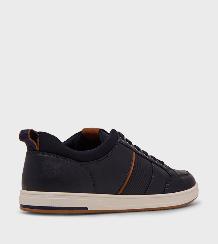 MBLYNKK Lace-Up Sneakers