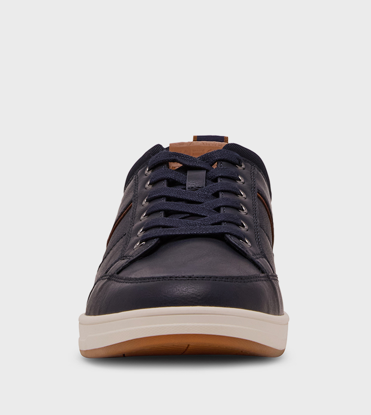 MBLYNKK Lace-Up Sneakers