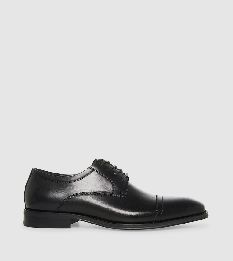 Buy Steve Madden FRANCK Almond Toe Derby Shoes In Black | 6thStreet UAE