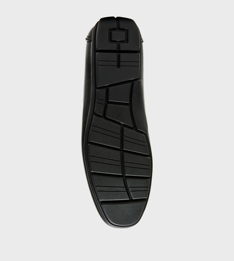 YESTERDAY Metal Detail Loafers