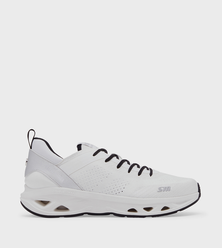 SUCCESSION Lace-Up Runner Sneakers