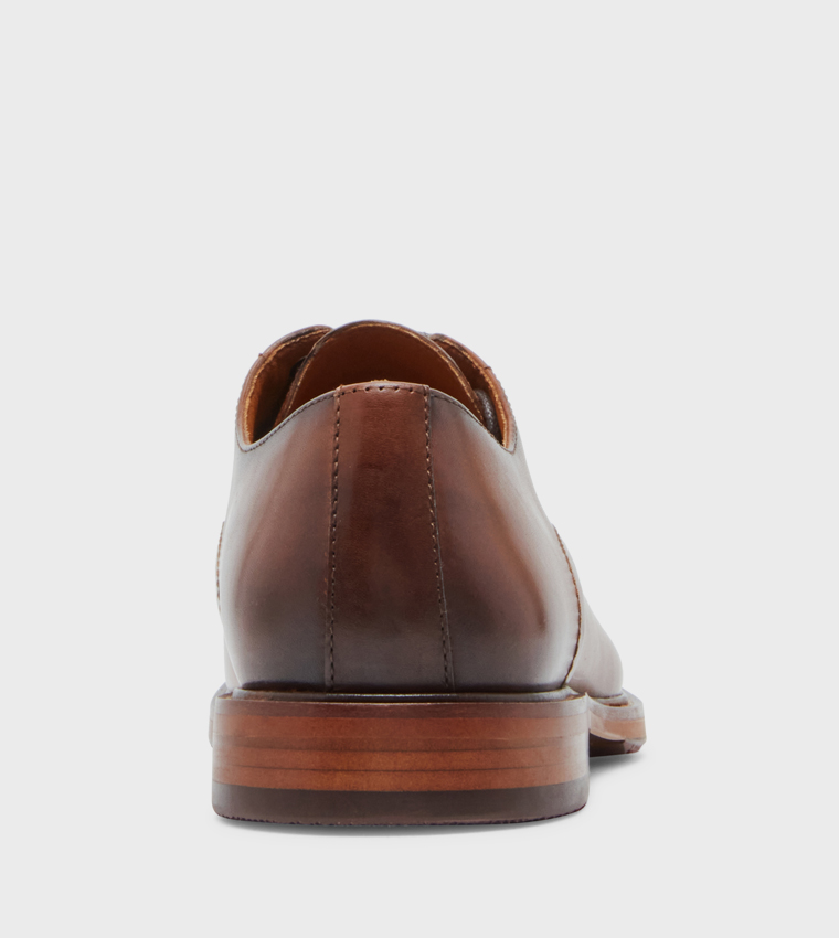 ANSOLLE Lace-Up Brogues