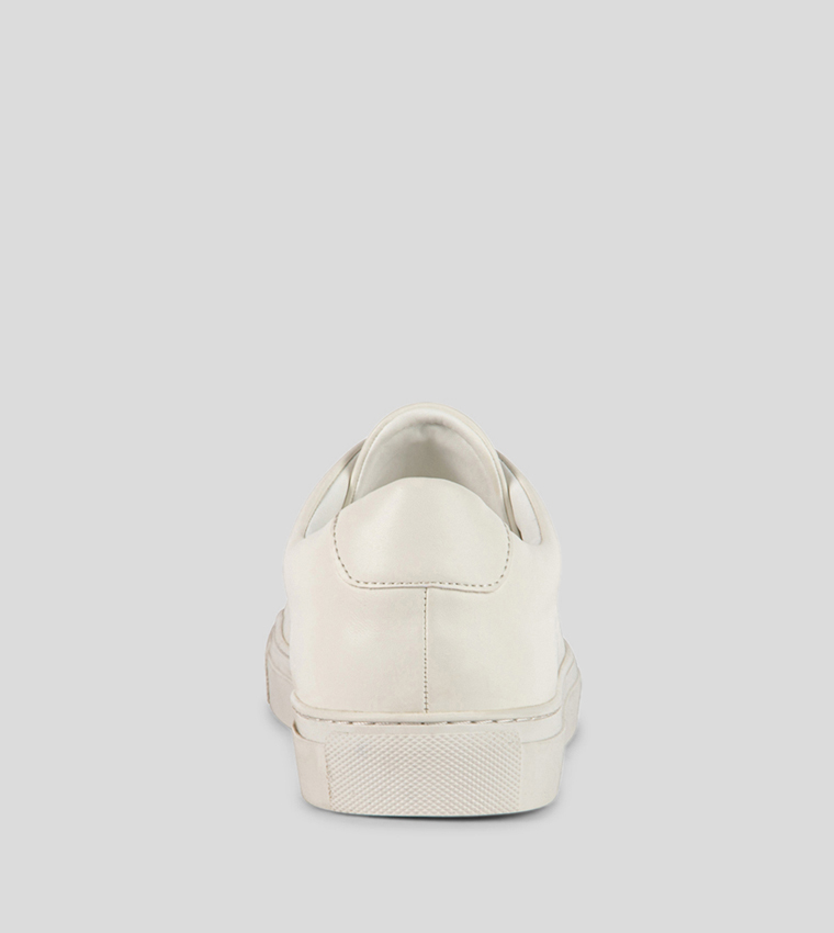 CAMRON Lace-Up Sneakers