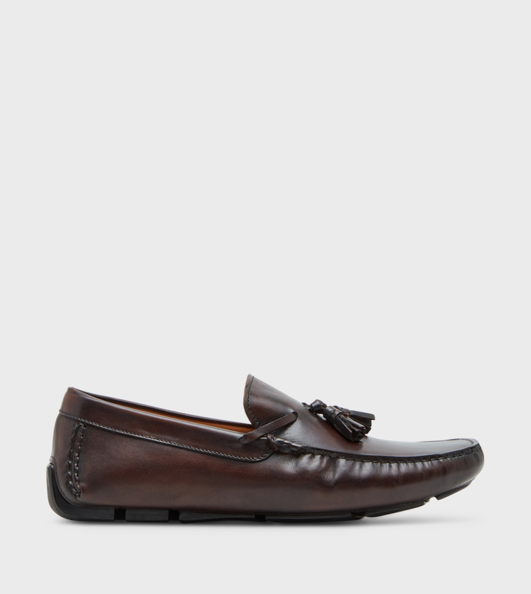 WAISTEN Tassel Detail Moccasins
