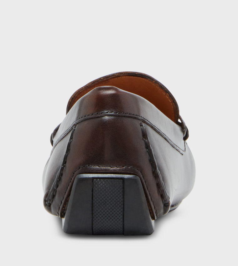 WAISTEN Tassel Detail Moccasins