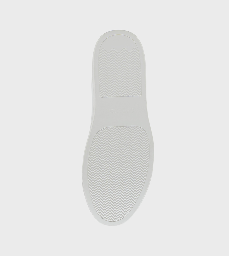 CHRYSTIAN Lace-Up Sneakers