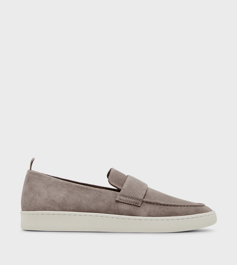 HANNSON Solid Slip-On Shoes