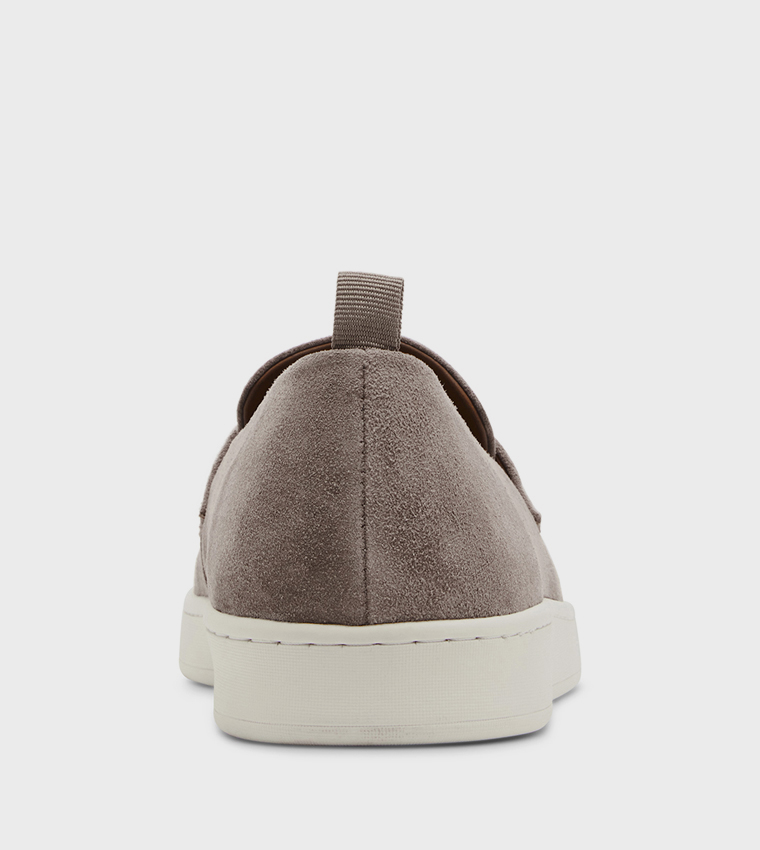 HANNSON Solid Slip-On Shoes