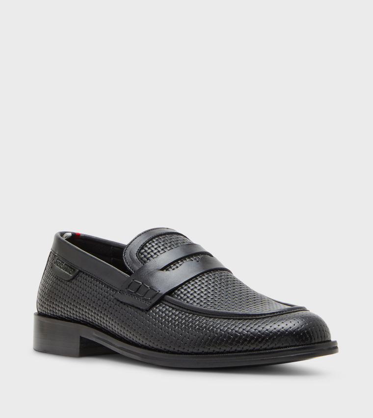 LEAVER Textured Formal Shoes