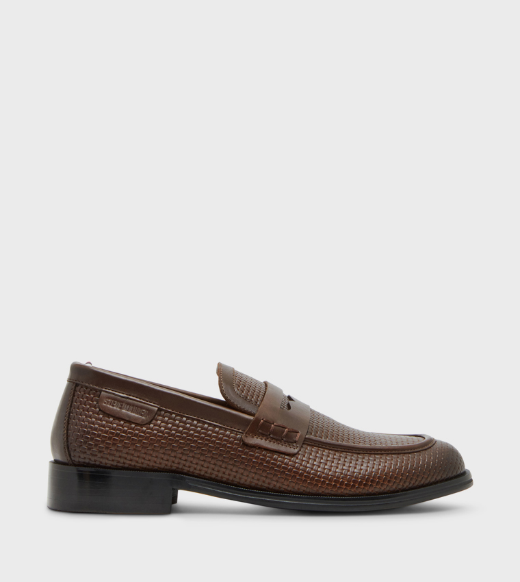 LEAVER Textured Formal Shoes