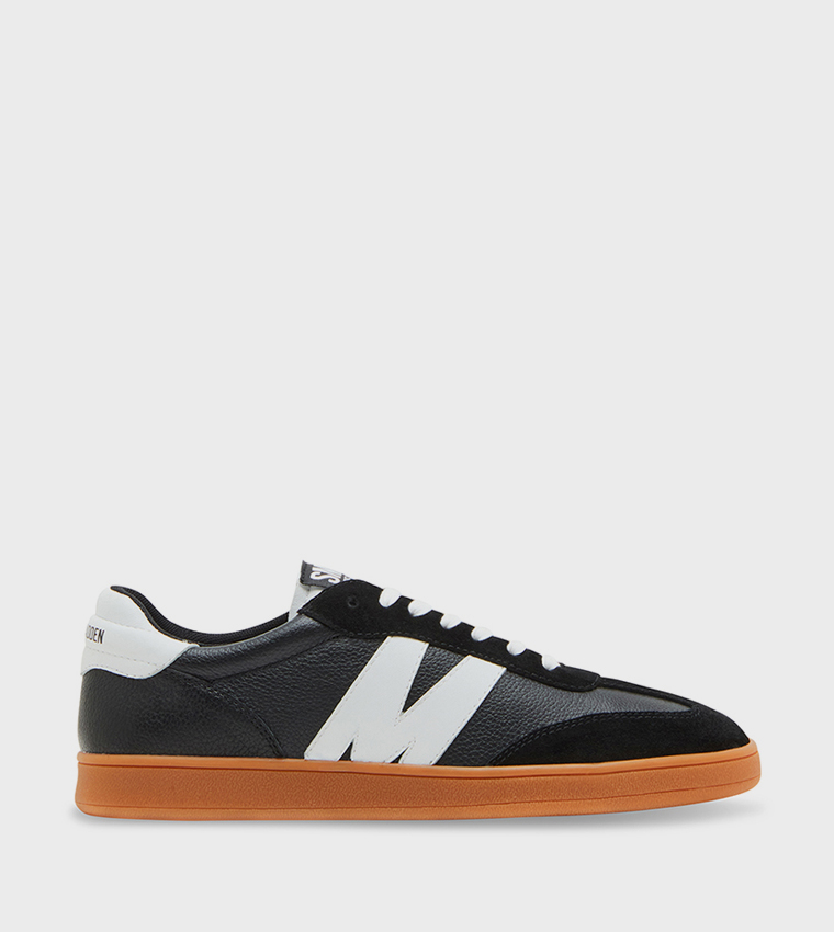 CAELUM Lace-Up Low Top Sneakers
