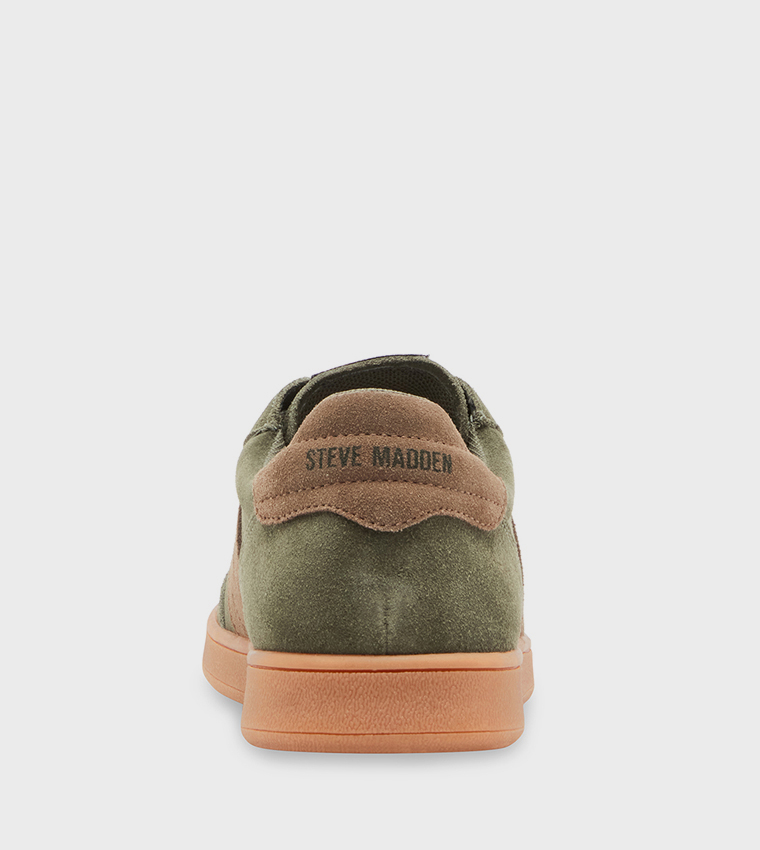 CAELUM Lace-Up Low Top Sneakers