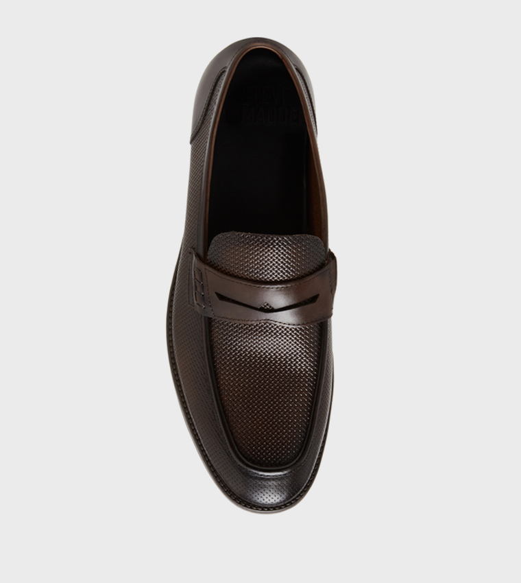 LIONNI Textured Formal Slip-Ons