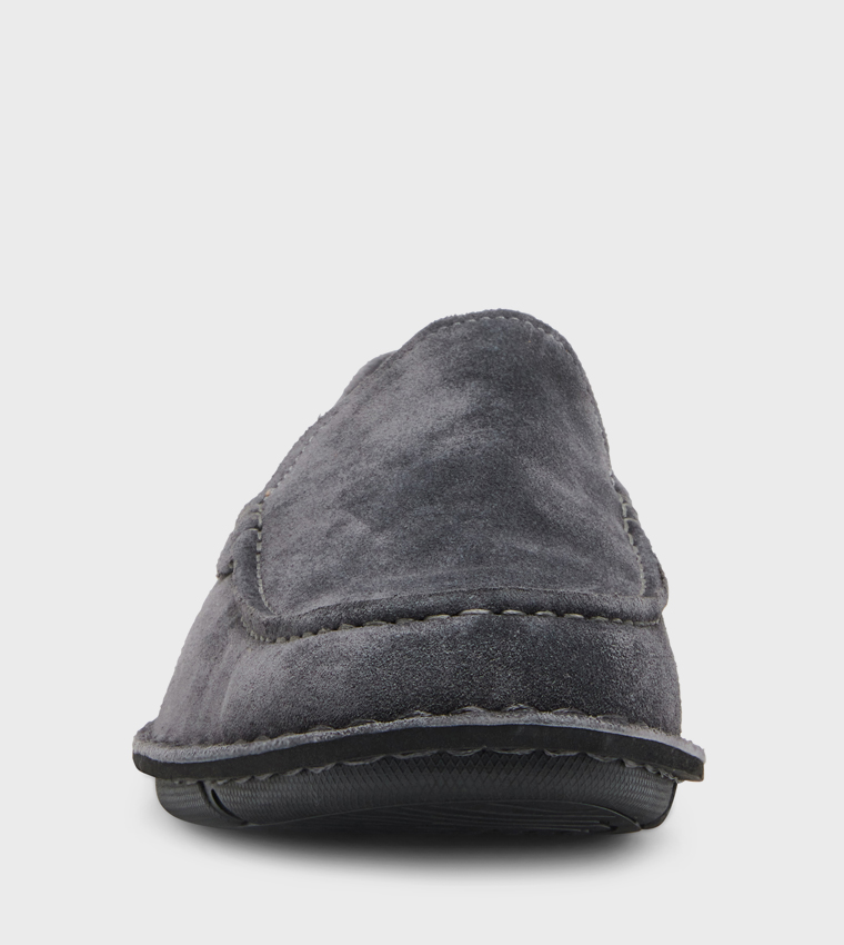 THEODORE Slip-On Loafers