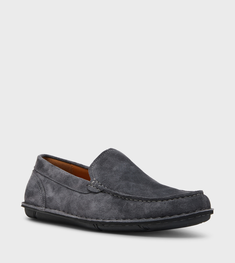 THEODORE Slip-On Loafers