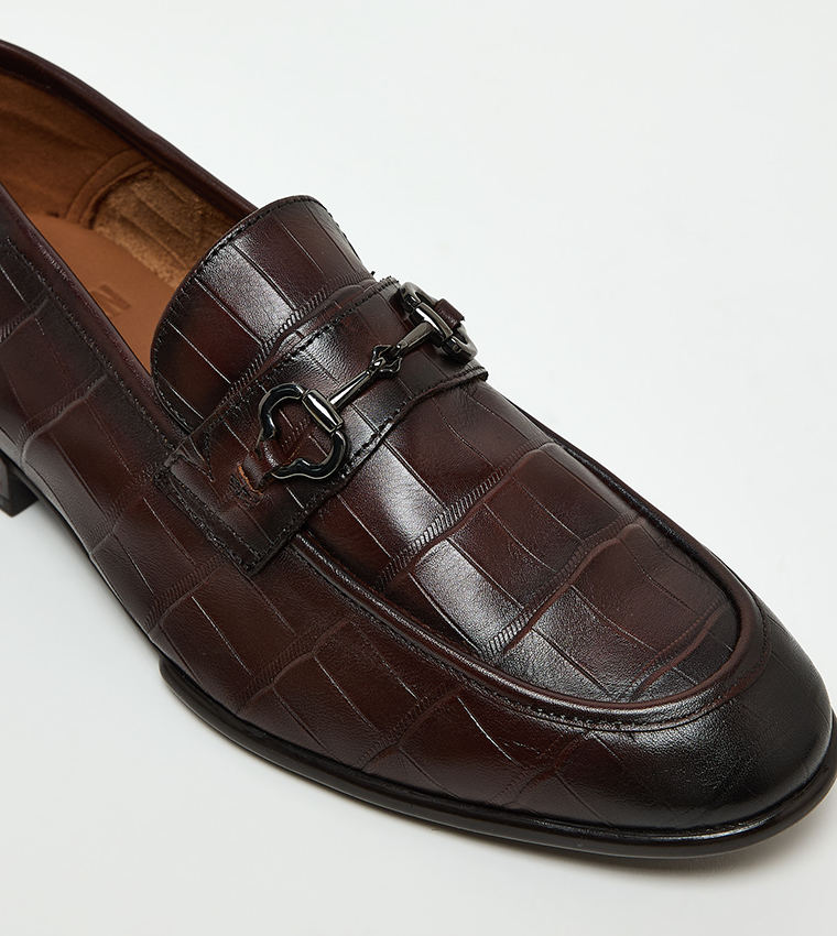 SWAZZEY-C Textured Formal Slip-On Shoes