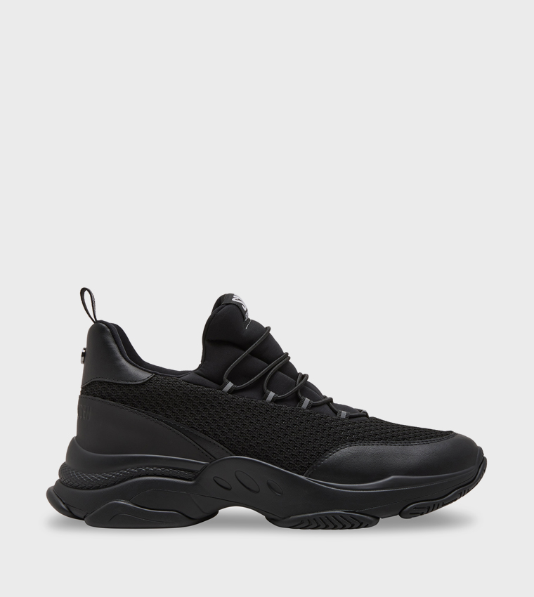 YOLANDO Mesh Runner Sneakers