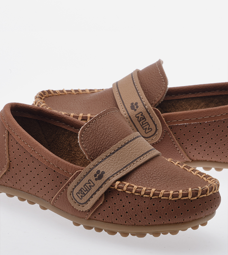 SAPATO CURUMIM Loafers