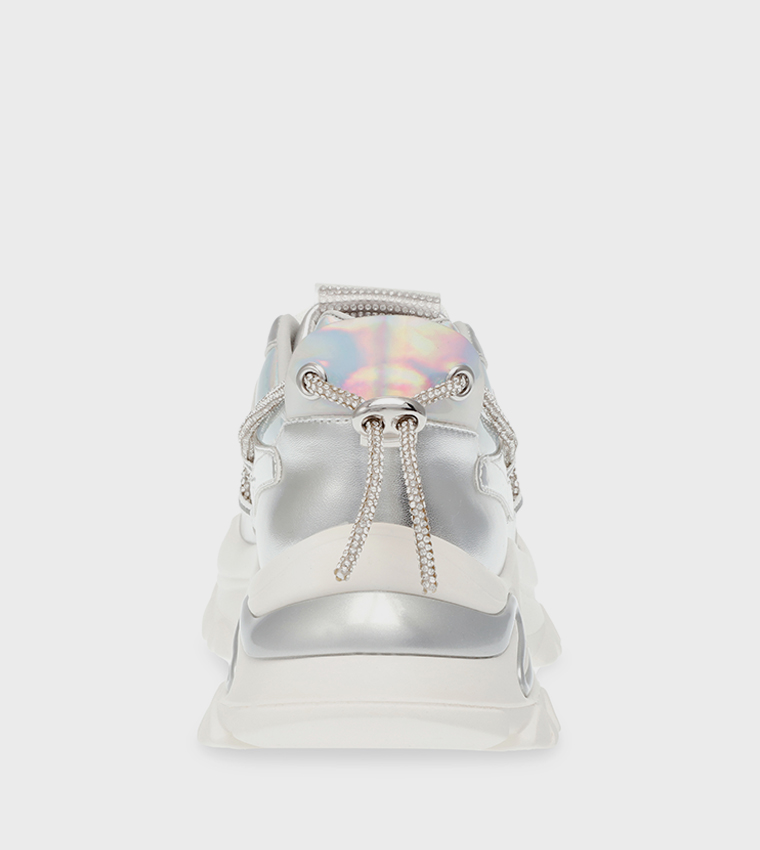 حذاء سنيكرز بنعل سميك  