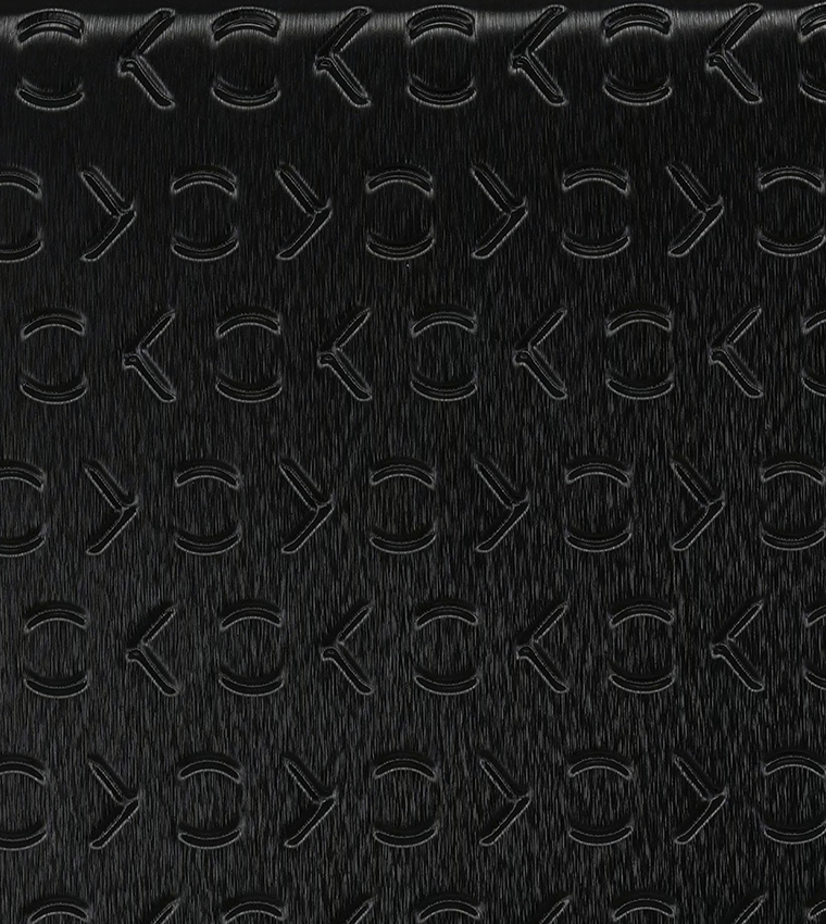 حقيبة بعجلات فلاي كنترول صغيرة صلبة، 37 سم