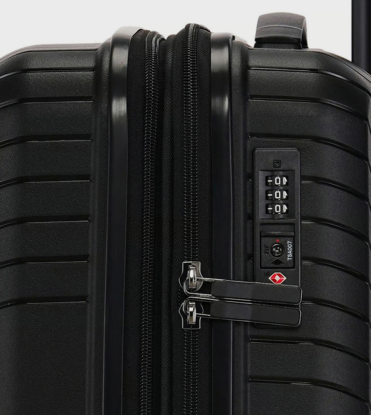 حقيبة بعجلات سيستين 2.0 صلبة صغيرة، 37 سم