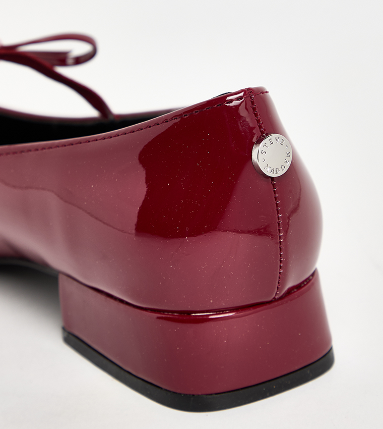 EGRET Shiny Square Toe Mary Jane Pumps
