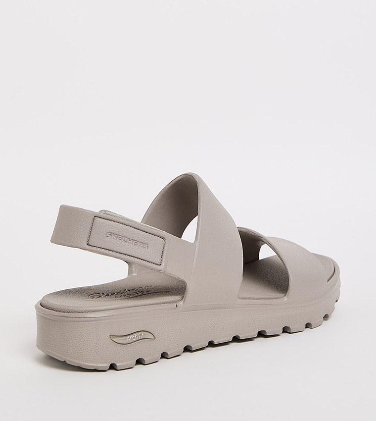 ARCH FIT FOOTSTEPS - DAY DREAM Casual Sandals