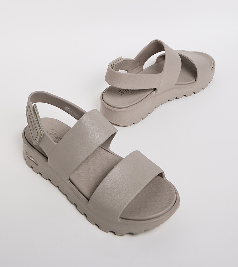 ARCH FIT FOOTSTEPS - DAY DREAM Casual Sandals