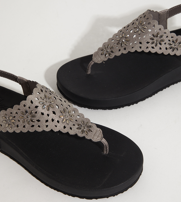 ARCH FIT VINYASA Embellished Platform Sandals