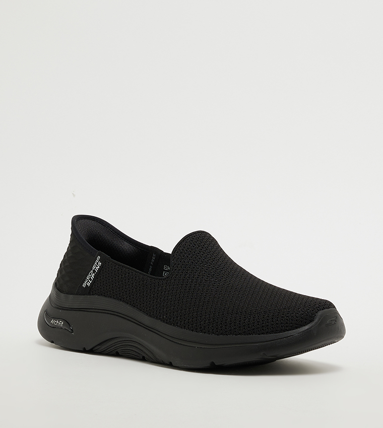 Buy Skechers GO WALK ARCH FIT 2.0 Shoes In Black | 6thStreet UAE