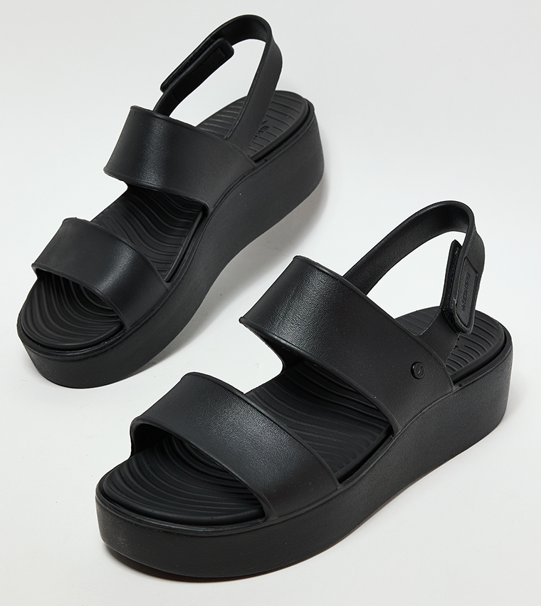 ARCH FIT UPBEAT Platform Sandals