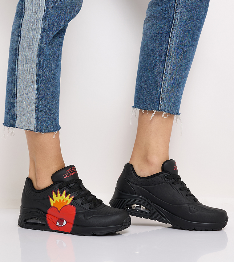 UNO Lace-Up Sneakers