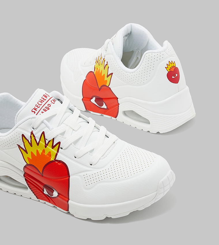 UNO Lace-Up Sneakers