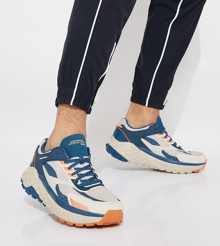 MONSTER EVO Color Block Sneakers